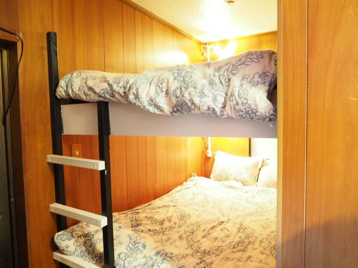 Holiday Homes Tsuboya 2Nd Наха Екстериор снимка